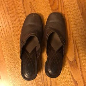 Clark’s slip on business shoes